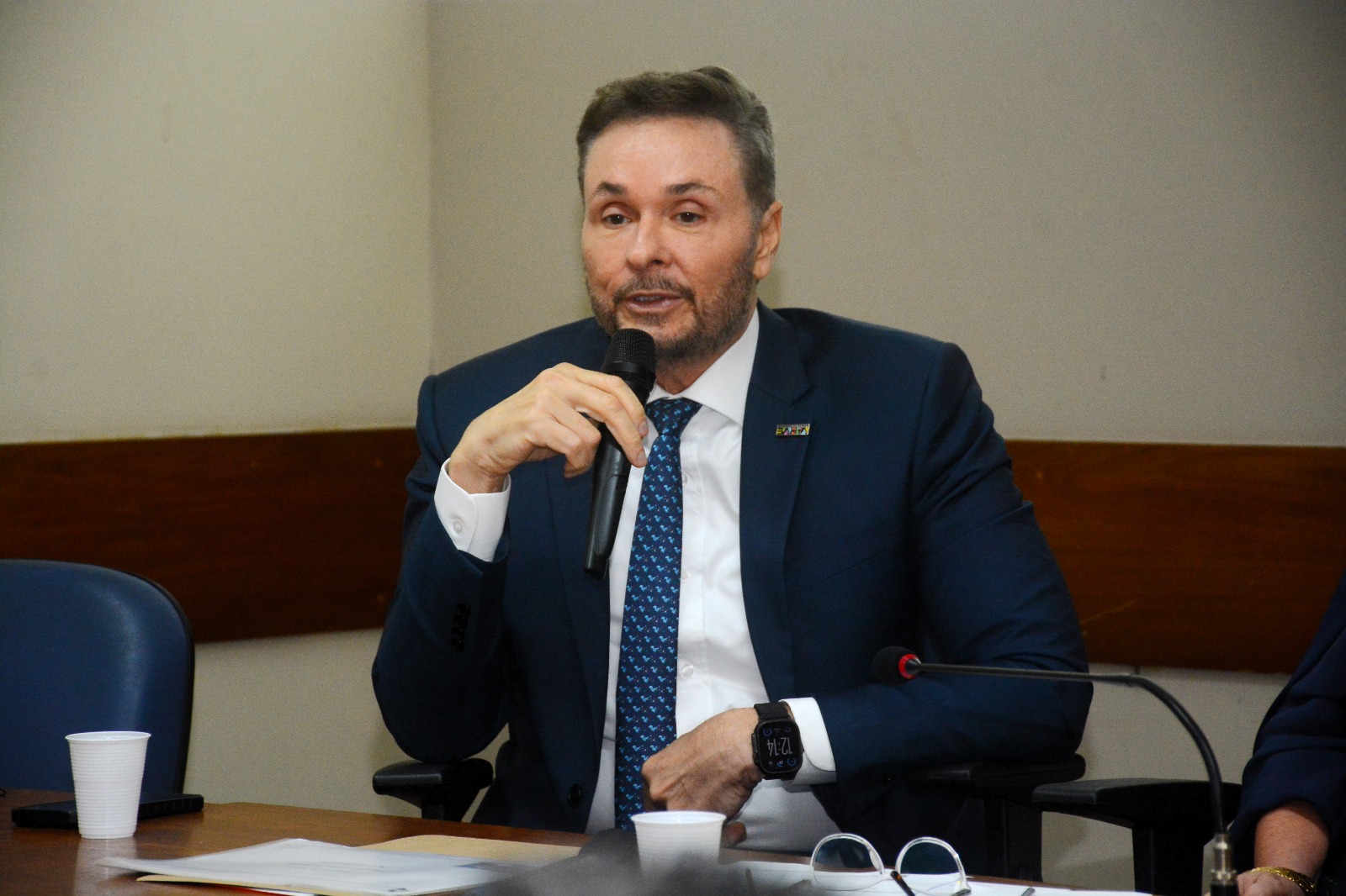 ALBA recebe secretário da Fazenda para apresentação das metas fiscais