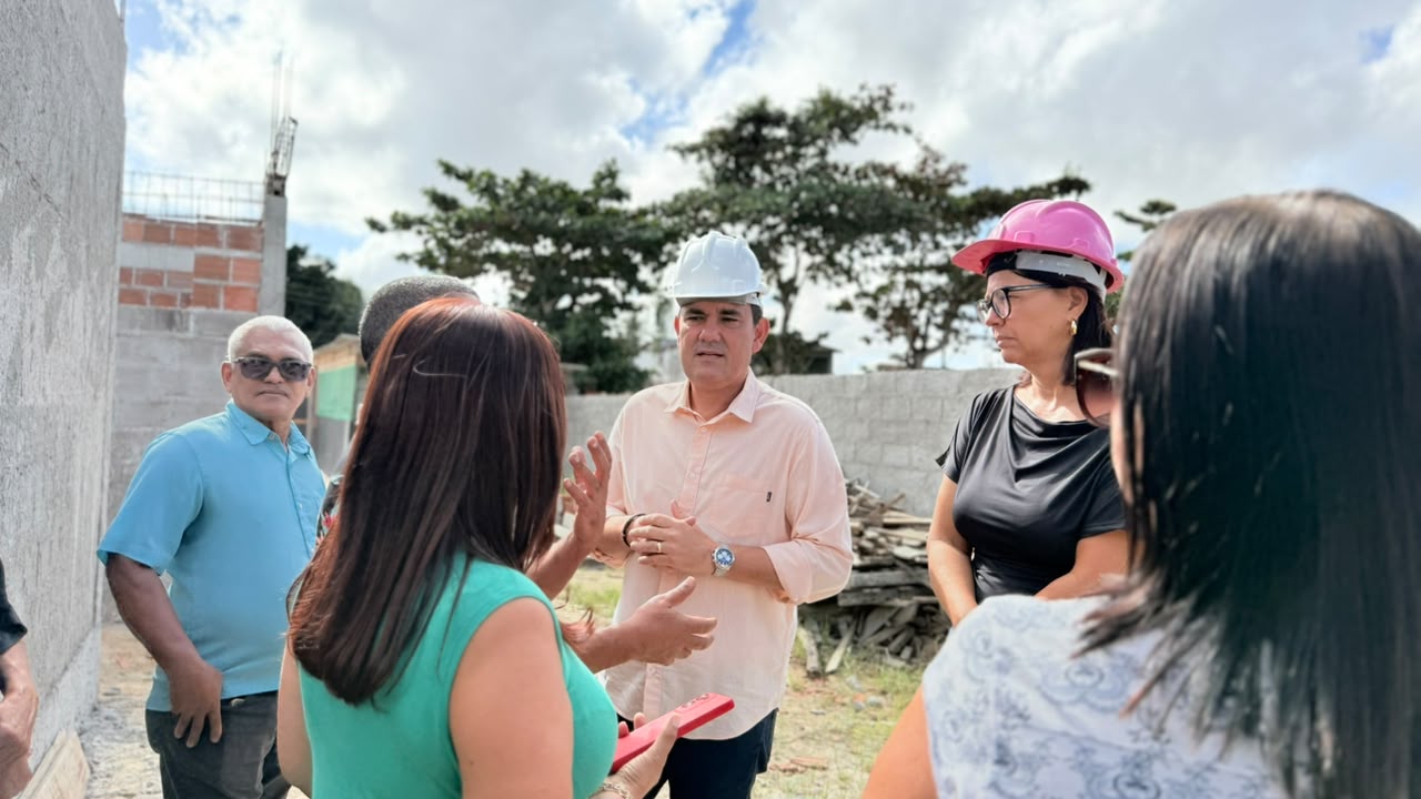 "CAPS vai oferecer uma estrutura moderna para cuidar dos pacientes e também acolher seus familiares", diz prefeito de Alagoinhas, Gustavo Carmo
