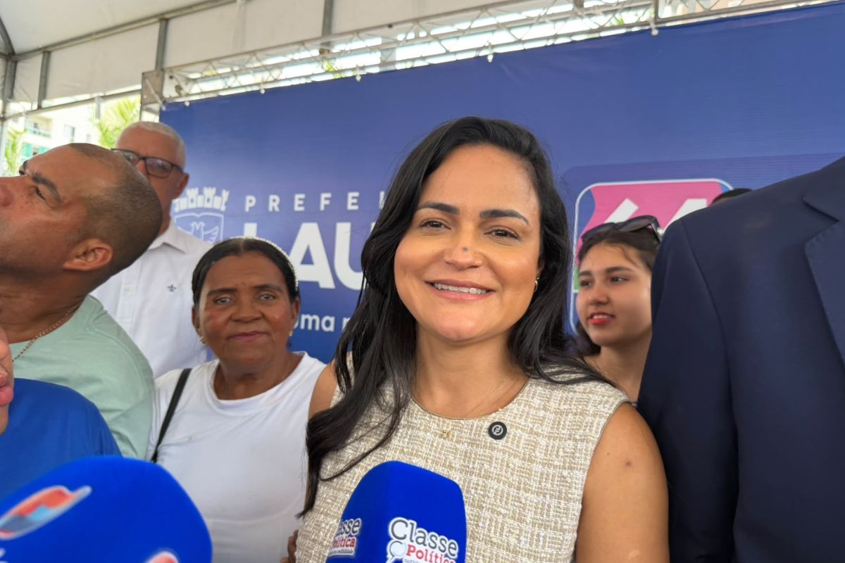 Débora Regis critica segurança, saúde e educação e defende mudança na Bahia