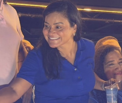 Débora Regis fala em “sabor da vitória” durante caminhada com ACM Neto em Itinga