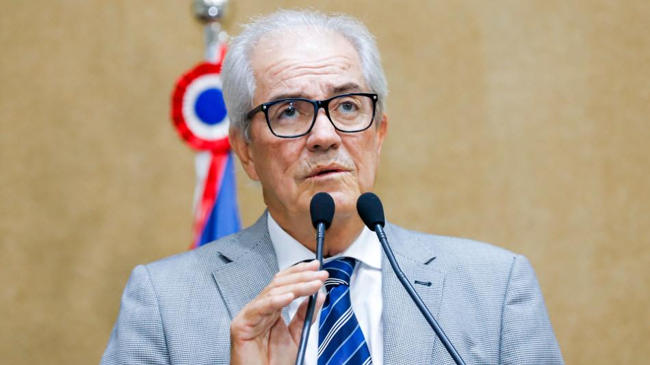 Deputado Eduardo Alencar apresenta melhora após internação em Salvador