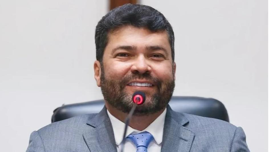 Deputado Marcinho Oliveira propõe obrigatoriedade de manto protetor em enterros