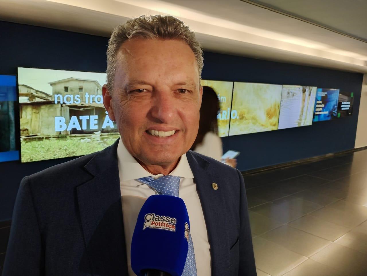 Direto de Brasília: "Não existe eleição fácil", afirma Charles Fernandes sobre embate entre Jerônimo e ACM Neto na Bahia