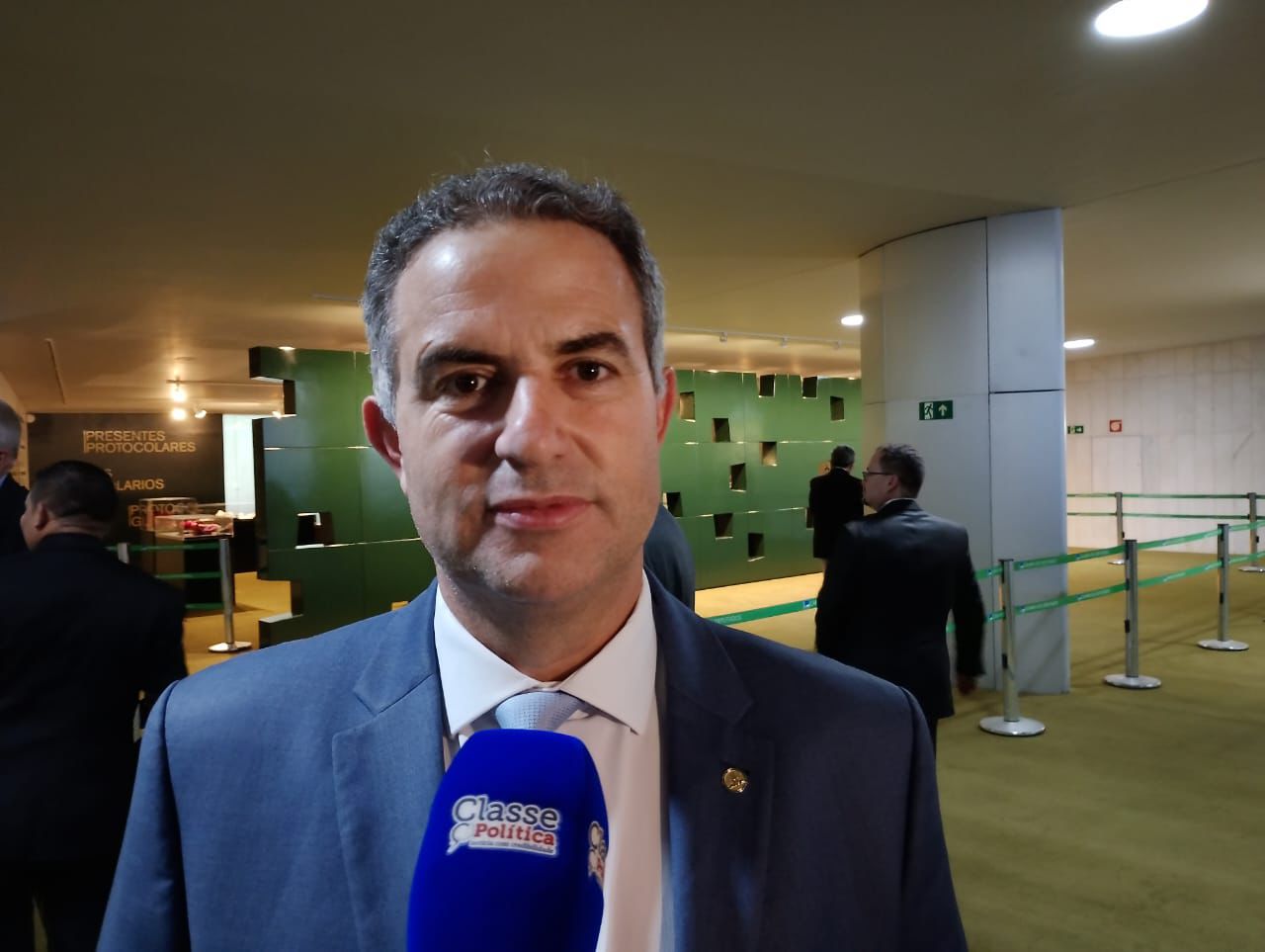 Direto de Brasília: "Não se cobre a casa sem fazer o alicerce", rebate Ricardo Maia sobre acusações da oposição contra Jerônimo