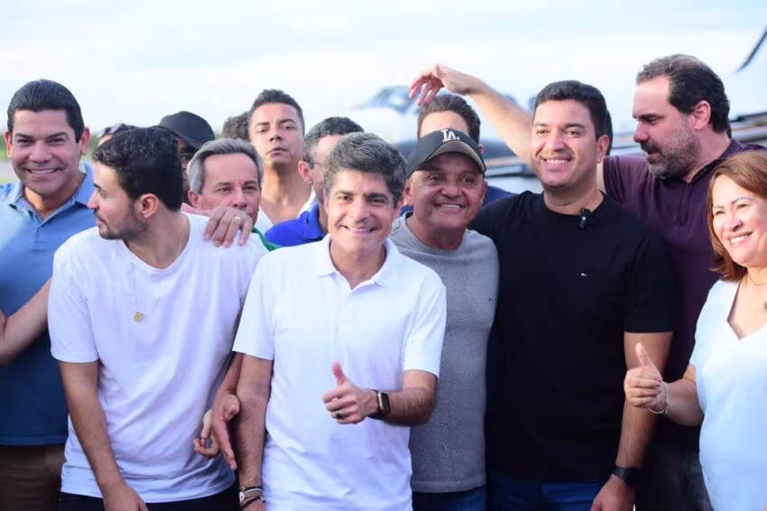 Em Remanso, ACM Neto defende mais investimentos no interior da Bahia e diz que Jerônimo prometeu muito e entregou pouco