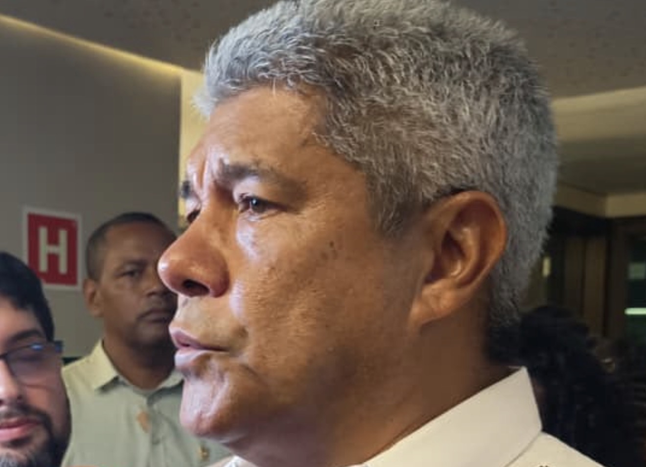 “Estamos saindo da fase de pré-candidatura para desenhar a campanha em Salvador”, diz Jerônimo ao reunir base aliada