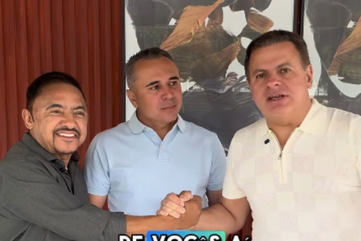 Gildásio Barão anuncia apoio a João Bacelar e Roberto Carlos: "Extensão do nosso gabinete"