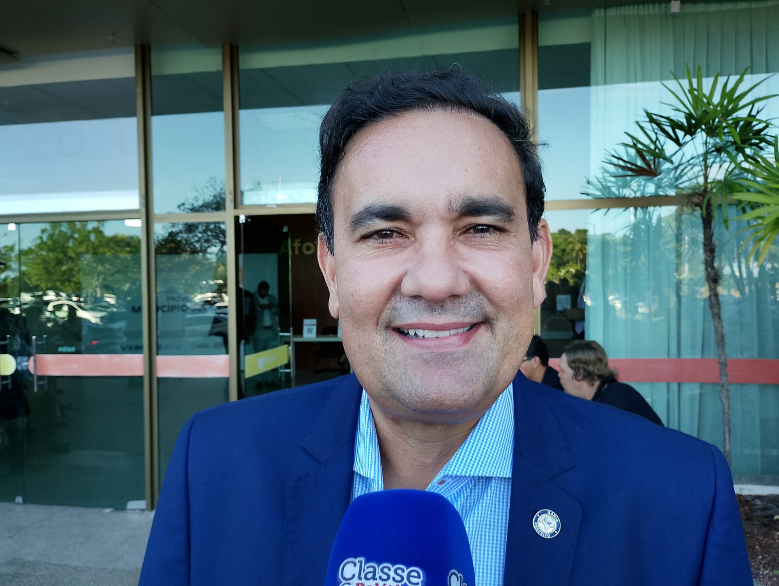 Gustavo Carmo anuncia início das obras no viaduto da Rua do Catu e entrega do novo Hospital Regional