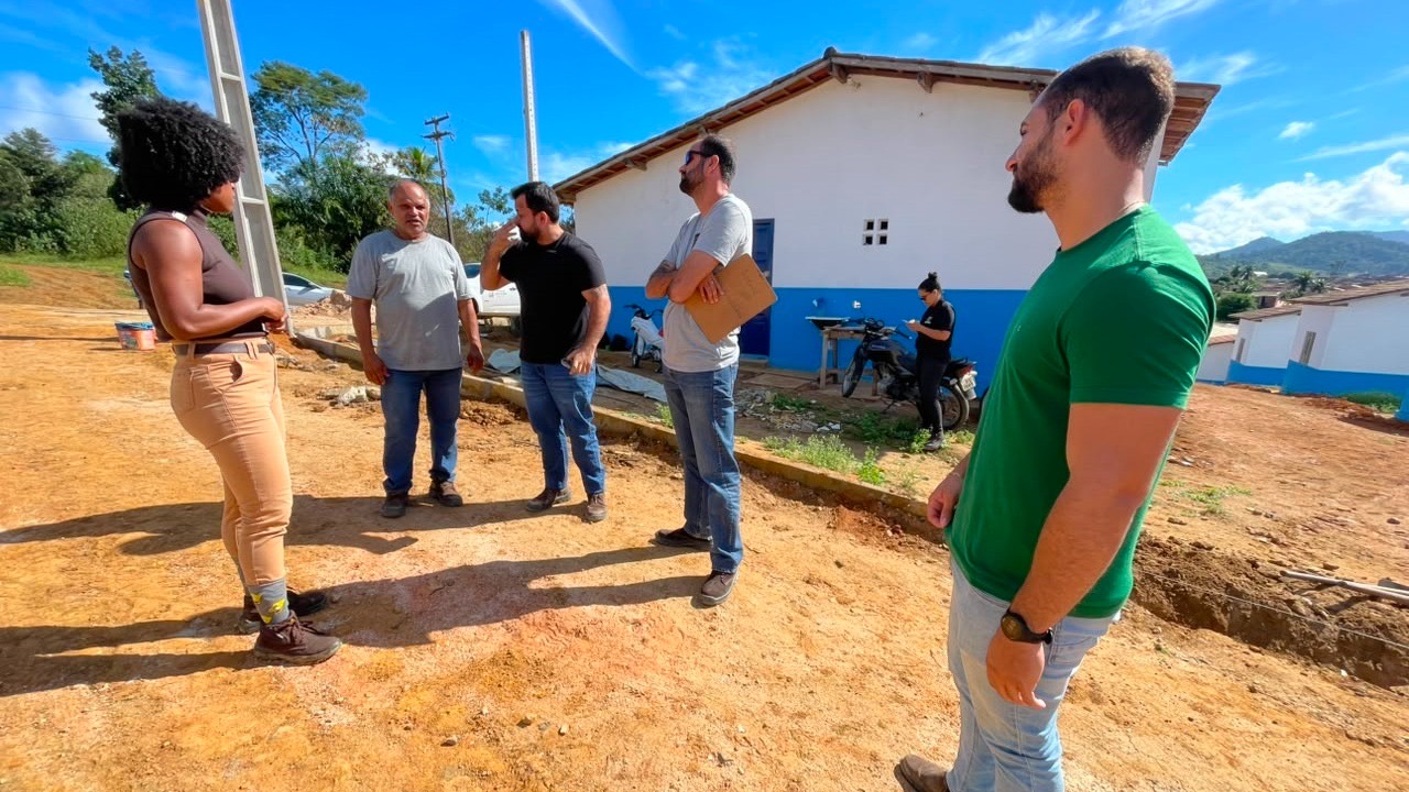 Ibirataia: Conder realiza vistoria e aproxima entrega das Casas Populares no município