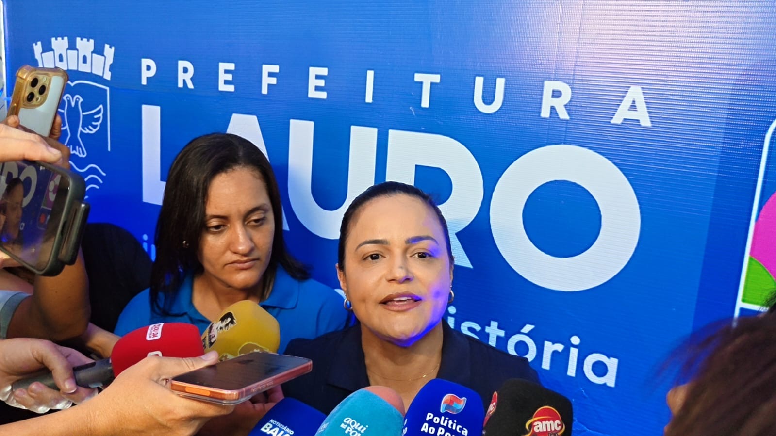 Lauro de Freitas: Débora Regis promete cinco restaurantes populares e diz: “A fome bate, a fome chega”
