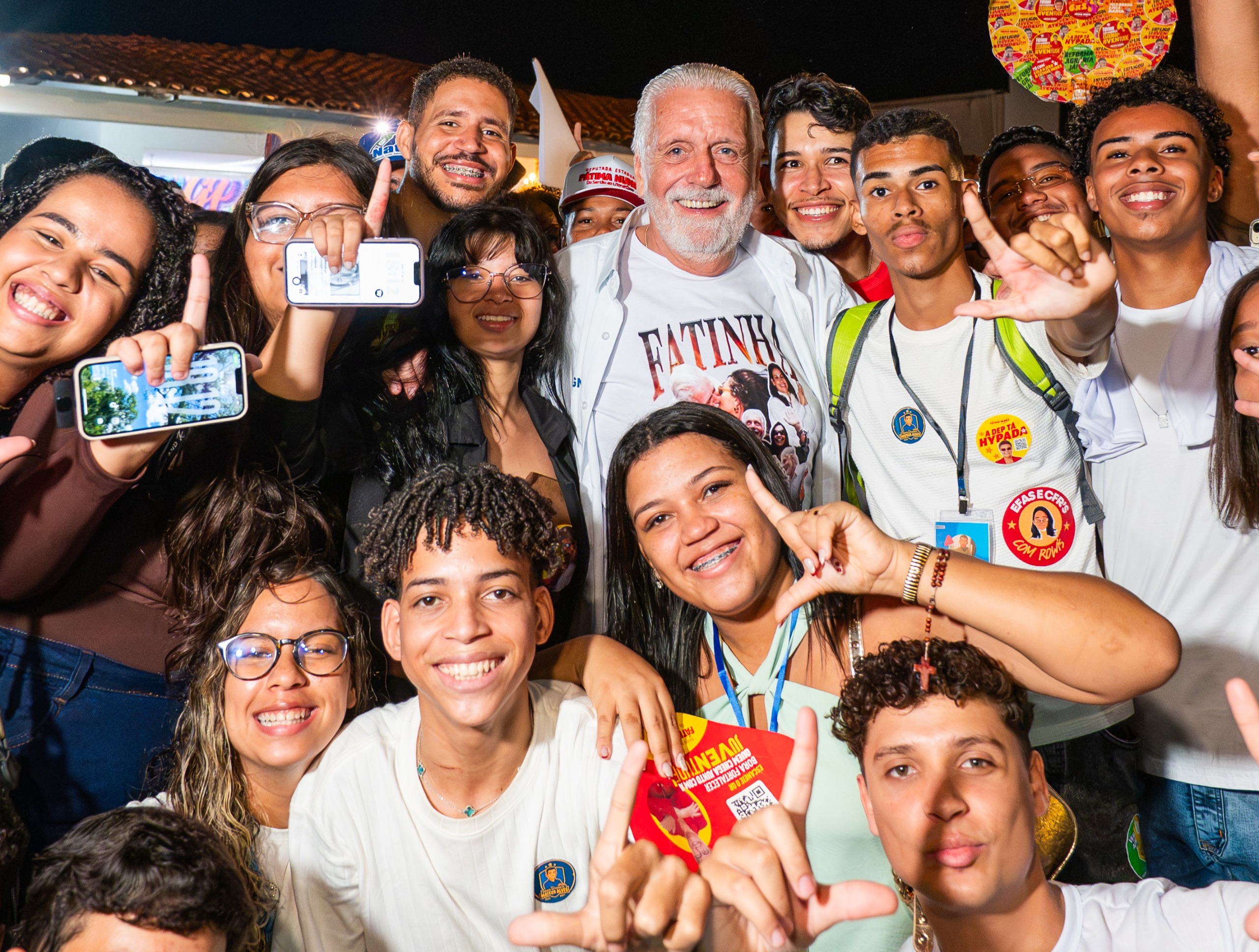 Nas redes, Wagner se emociona com relato de estudante de medicina e destaca revolução no sistema de educação baiano
