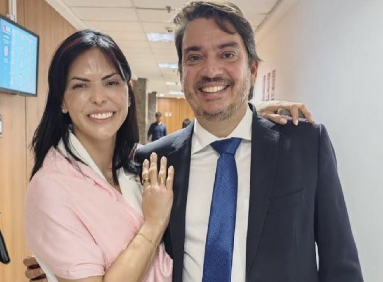 Pedro Tavares parabeniza Morro do Chapéu e reforça parceria com prefeita Juliana para levar melhorias ao município