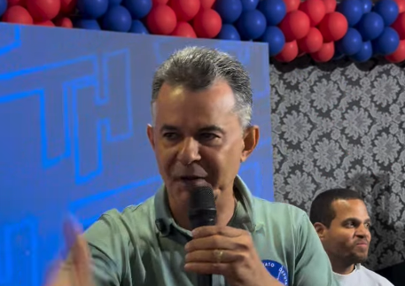 Prefeito Sivaldo Rios declara apoio a Thiancle Araújo para deputado estadual em encontro em Capim Grosso
