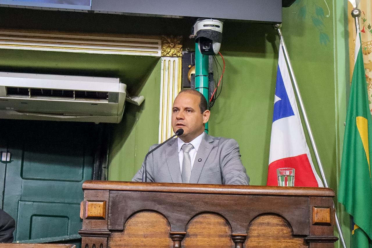 Randerson Leal apresenta projeto para combater ligações abusivas de telemarketing em Salvador