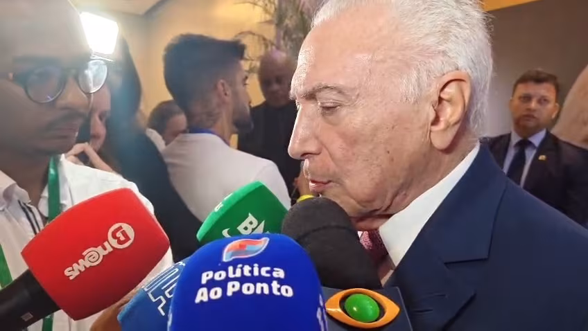 “Tenho muito apreço por ele”: Temer evita previsão eleitoral, mas elogia ACM Neto