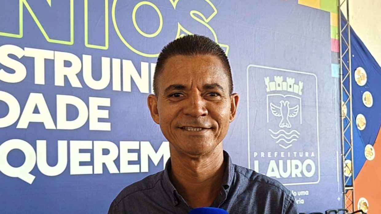 “Todas as crianças vão receber fardamento completo”, diz Mateus Reis em entrega histórica em Lauro